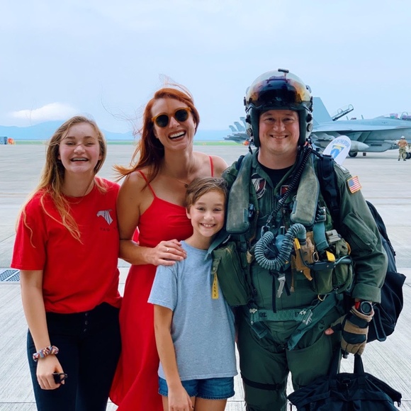 Meet your Posher, Mariah - Picture 1 of 2